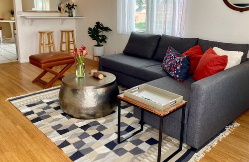 Old Town Apartment | Luminous and comfy apartment in Old Torrance