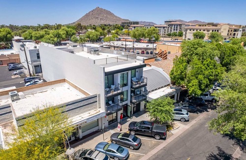 South Scottsdale Condo | LUX Downtown Studio|Balcony|Gym|Old Town