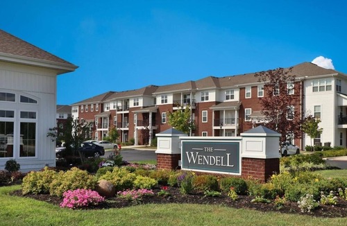 Tuttle West Apartment | Lux Dublin Hideaway | Desk + WiFi + Doggie Park!