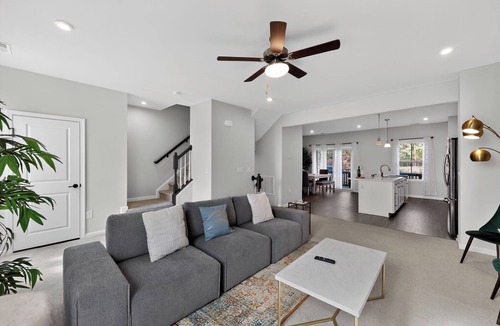 Cary House | Lux Home - Mins to Downtown, RDU, Fenton, UNC Health, WakeMed, & The Triangle