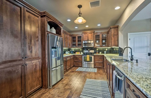 Canyon Lake House | Luxe Canyon Lake Home w/Gorgeous Lake Views!