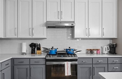 Charlotte Apartment | Luxe King 2BR in Waverly Charlotte!