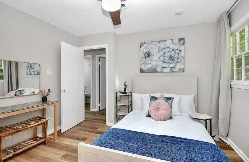 Waxhaw House | Luxe Living & Location - Downtown - 3bd2ba