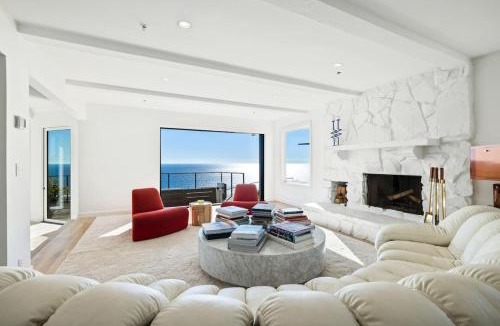 Western Malibu House | Luxe Malibu Retreat - Ocean Views, Hot Tub and Gym