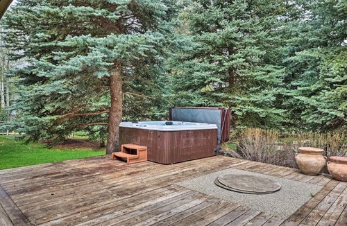 Twin Creeks House | Luxe Sun Valley Retreat with Hot Tub, 3 Mi to Resort