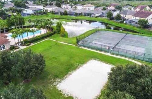 West Haven Apartment | Luxurious 3BR Home 10 miles from Disney!