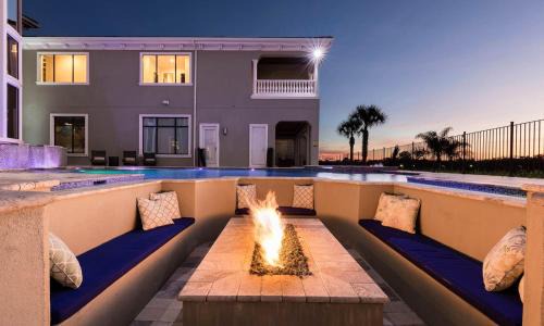 Reunion House | Luxurious 9 Bdrm Mansion with Arcade Bowling Alley at Reunion