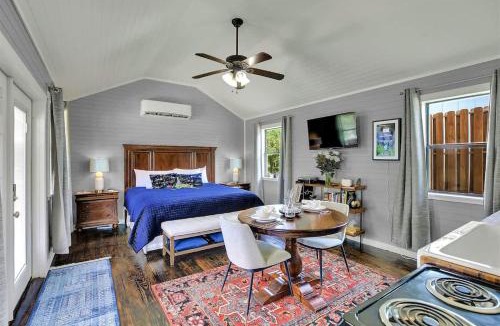 Fredericksburg House | Luxurious & Intimate Cottage in Fred Wine Country!