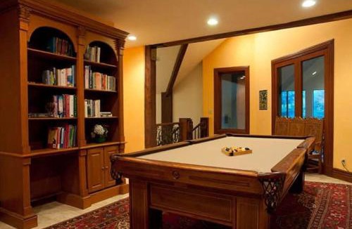 Midway House | Luxurious Mountain Retreat with Pool