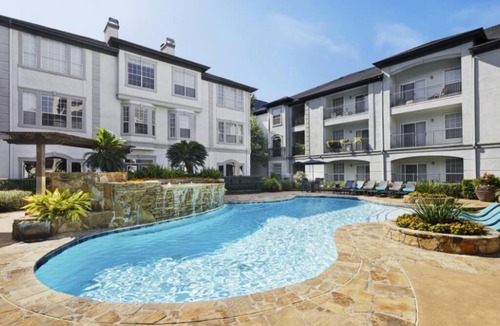 Midtown Apartment | Luxury 1bedroom in Perfect Location in Midtown