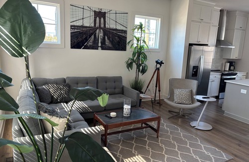 Westside House | Luxury 2 bedroom townhome in the heart of the bustling west midtown Atlanta