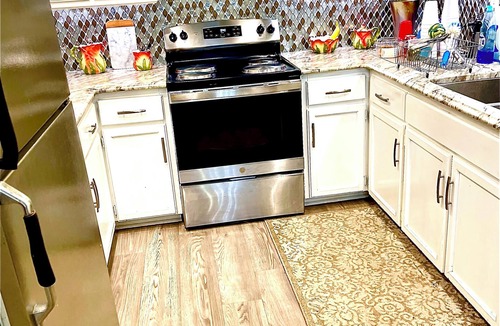 Drayton Condo | Luxury 2 Br Spartanburg Retreat