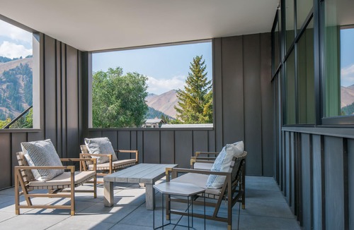 Ketchum Condo | Luxury 3 Bedroom Condo Amazing Views & Unbeatable Downtown Location