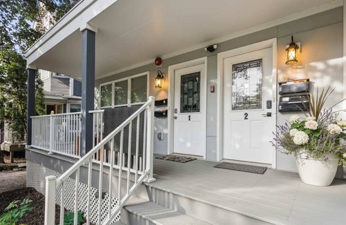 Lowry Hill East House | Luxury 4 Bed 5 Bath Penthouse with Rooftop Downtown Views
