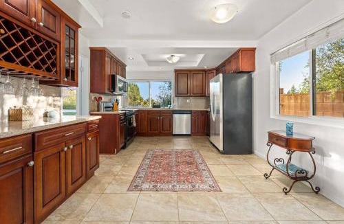 Topanga House | Luxury 4BD and 3BA in Topanga Oasis with Pool, Spa and Cabana