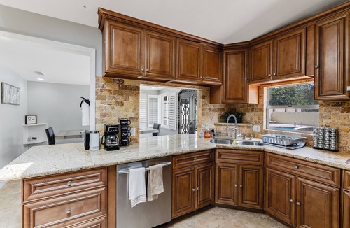 Chula Vista House | Luxury 4Bedroom Home with Pool, Mini Golf & Movie Theater