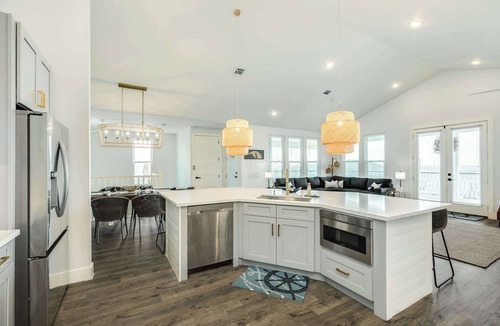 San Luis House | Luxury 4BR Beach House with Stunning Gulf Views