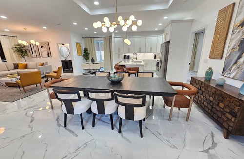 College Park House | LUXURY 5/4 w Jacuzzi tub Winter Park/CP Orlando Gem