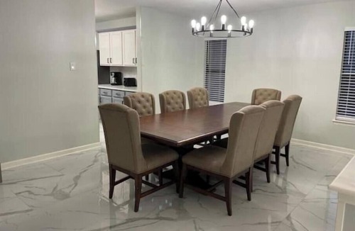 North San Antonio - SAT House | Luxury 5 King Beds Retreat with 155” 10-Seat Theater Room & Pool Table