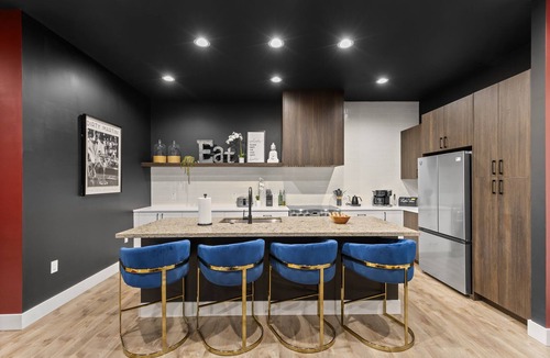 South Manchaca House | Luxury Austin Retreat for 30 with Pool, Sauna, Plunge