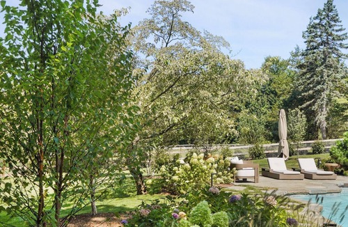 Mount Kisco House | Luxury Bedford Estate w/Pool & Spa