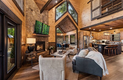 Blue Ridge Cabin | Luxury Blue Ridge Retreat - Swim Spa, Sauna, Speakeasy & Game Room