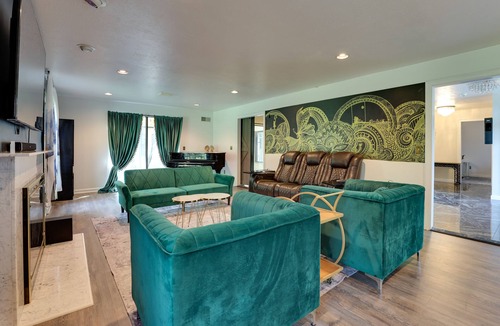 Canfield House | Luxury Canfield Getaway w/ Theater & Tennis Court!