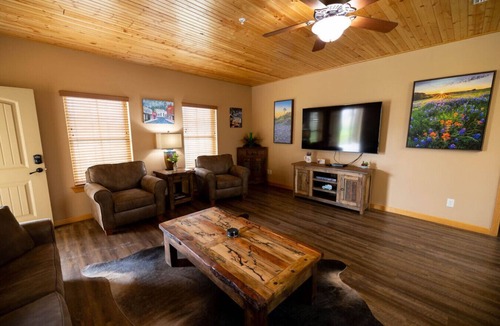 Gruene Condo | Luxury Condo Hidden Gem of Gruene Resort- A10