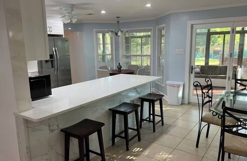 Burlington House | Luxury Country Club Living