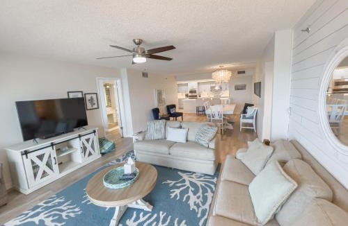 Ormond-by-the-Sea House | Luxury, Direct Oceanfront Unit and Balcony, Northeast Corner, Heated Pool, Garage Parking