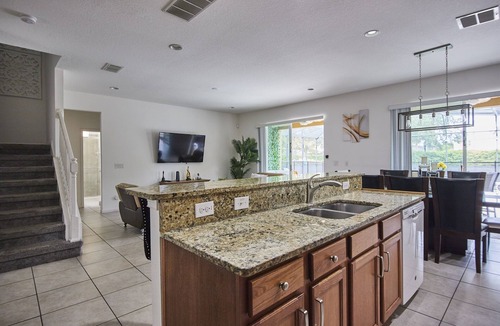 Loughman Villa | Luxury Disney Getaway with Pool