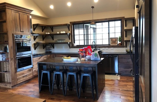 Ririe House | Luxury Family Cabin - Swan Valley ID
