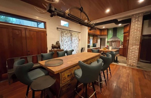 Washington Ave./ Memorial Park House | Luxury FIFA World Cup Stay,Central Houston Retreat