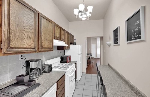Gayborhood Apartment | Luxury Flat in Center City