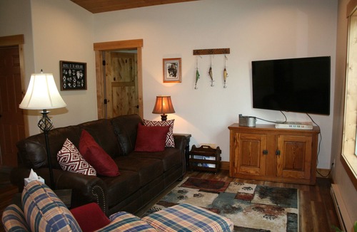 Bigfork House | Luxury Guest House With River Access
