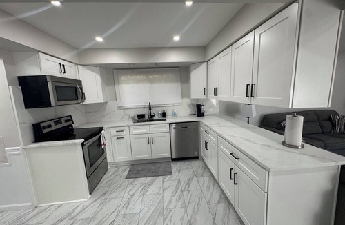 Sterling Heights House | Luxury House Perfect location-3BR Sterling Heights