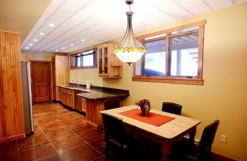 Whitefish House | Luxury Log Home: 2 King Suites, HOT TUB, Fire Pit near Skiing stay 4 Christmas!
