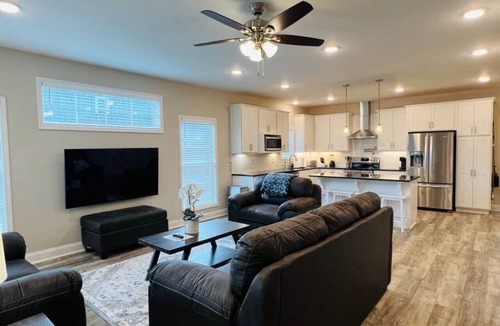 Augusta House | Luxury Medical District Home, EV Charger, Gated #6