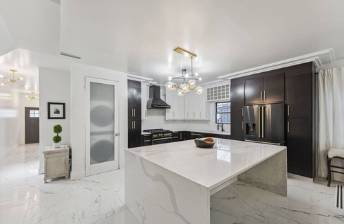 Downtown Columbus House | Luxury, modern, privacy fence, OSU, downtown, home