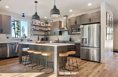 Philipsburg House | Luxury, Peaceful Family Getaway! Ski, Hike, Fish