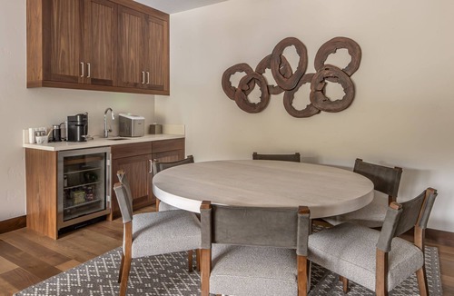 Spanish Peaks Cabin | Luxury Ski-in/Ski-out Spanish Peaks Home; Pet Friendly with Private Hot Tub!