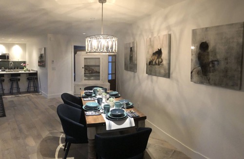 Coquitlam Bed & Breakfast | Luxury Space - Private Access/Private Area