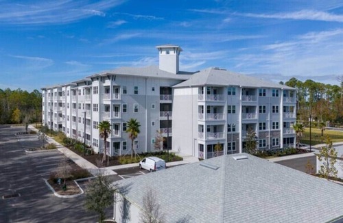 Highlands Apartment | Luxury Stay Minutes from JAX AIRPORT + StJohns River