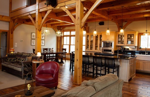 Cub Run House | LUXURY Timber Lake Lodge - Nolin Mammoth Cave+View