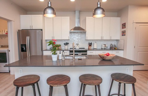 Livingston Condo | Luxury touches and Ideal location for stress free exploring
