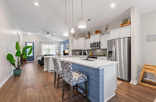Port Royal House | Luxury updated, near beaches downtown Beaufort SC