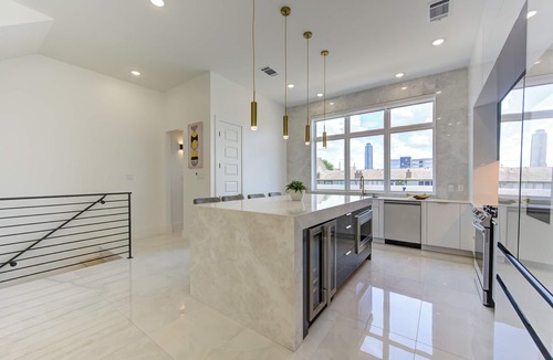 Houston House | Luxury World Cup Stay. Rooftop Views Elevator Galleria VIP Smart Home