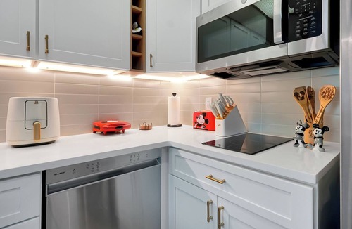 Florida Central Atlantic Coast Apartment | Magical Mickey Retreat, Free Shuttle, Free Parking