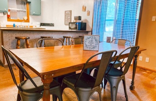 Pencil Bluff House | Magnolia Cabin - On the Ouachita river