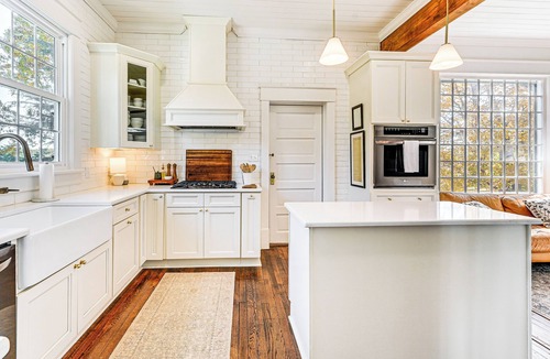 Jonesville House | Main Street Elkin Retreat: Home w/Backyard Oasis